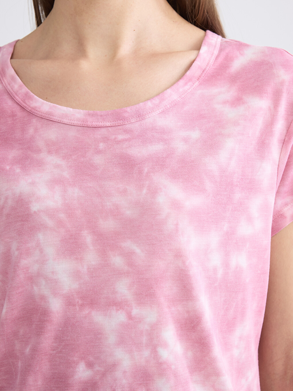 Crew Neck Tie-dye Patterned Women's T-shirt-2