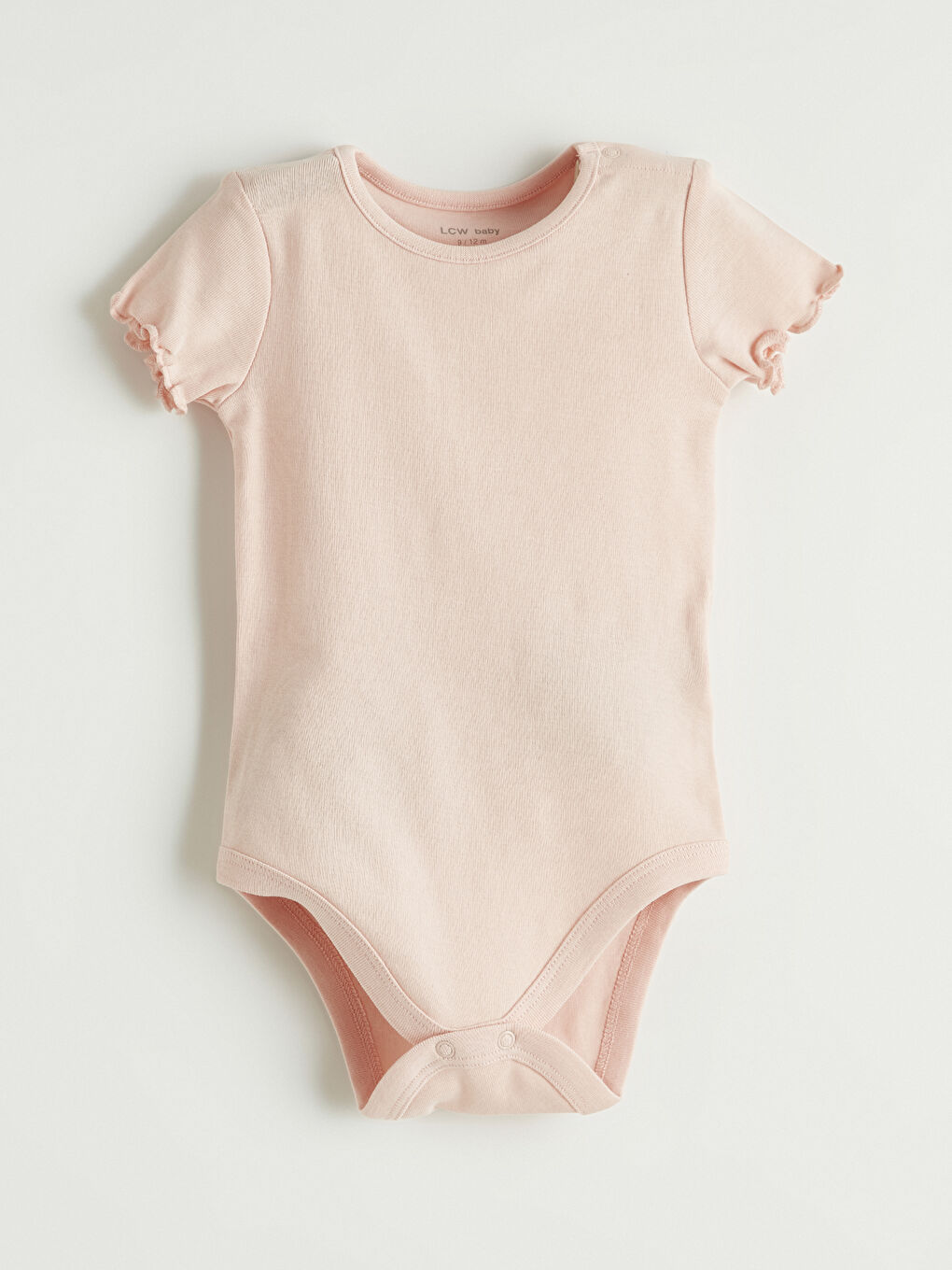 Two-piece ruffled baby girl snap-closure bodysuit.-4
