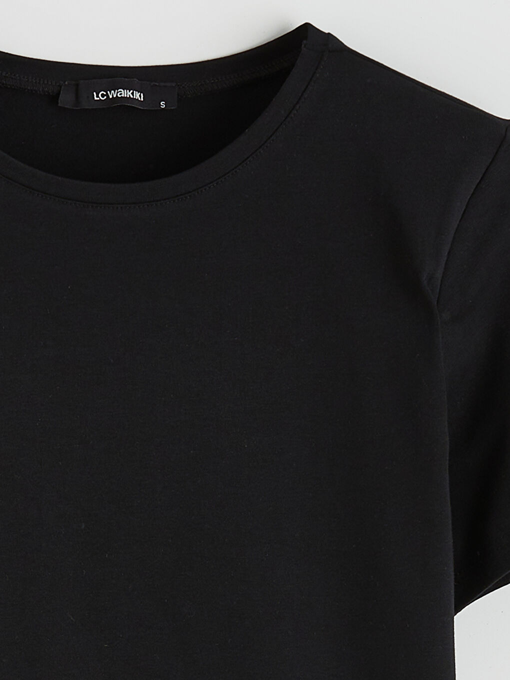 Siyah Bisiklet Yaka Kadın Tişört-5