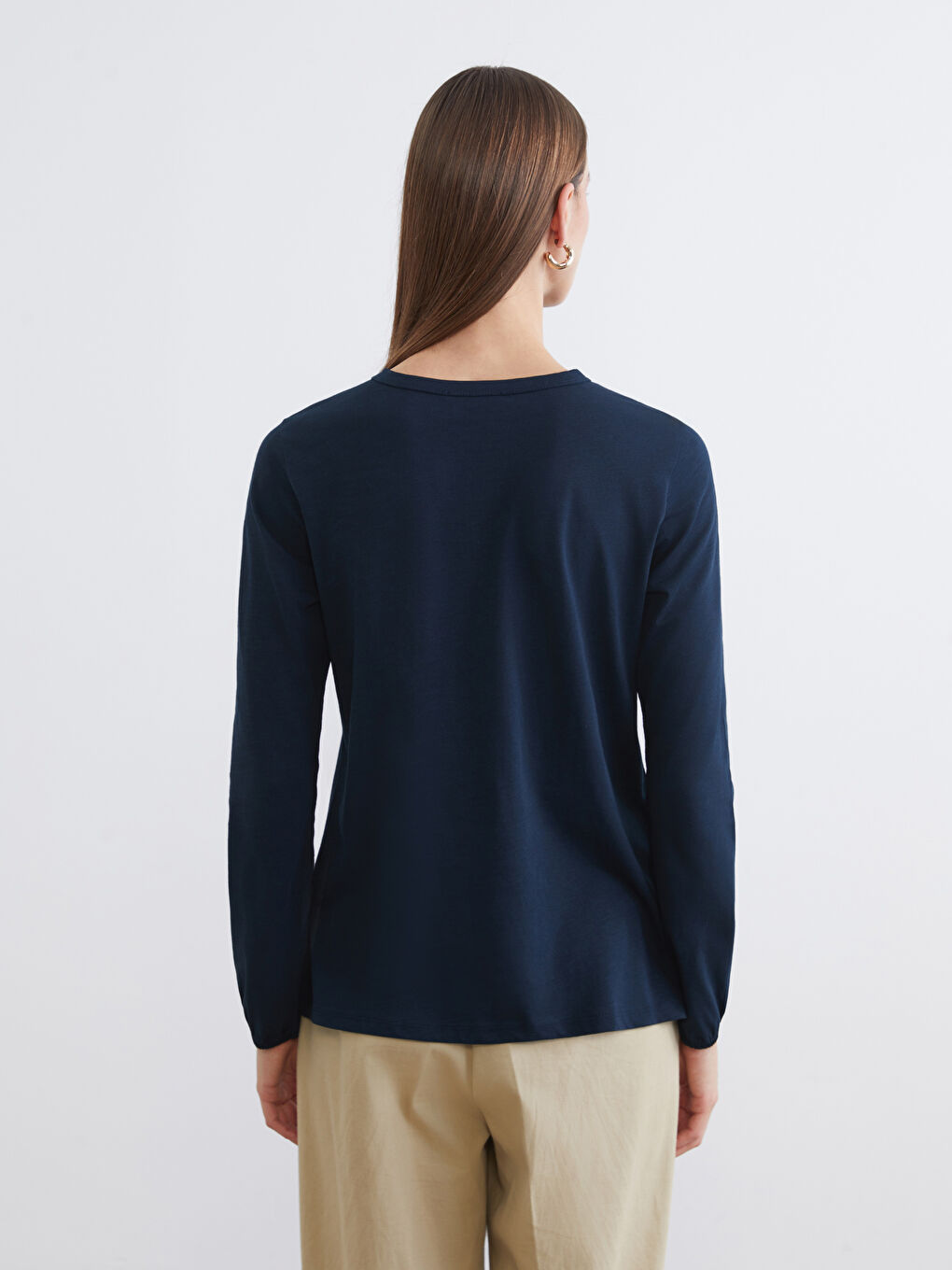 Lacivert Bisiklet Yaka Nakışlı Bluz-3