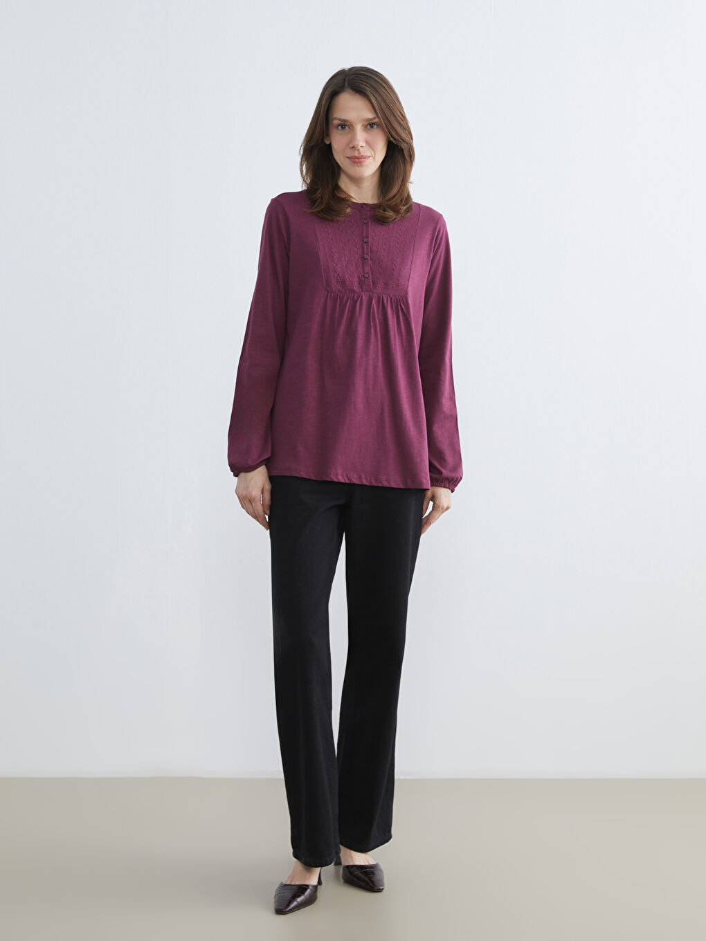 Mürdüm Bisiklet Yaka Nakışlı Bluz-1