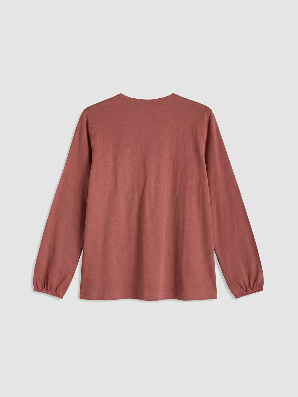 Bluza sa okruglim izrezom i vezom-5