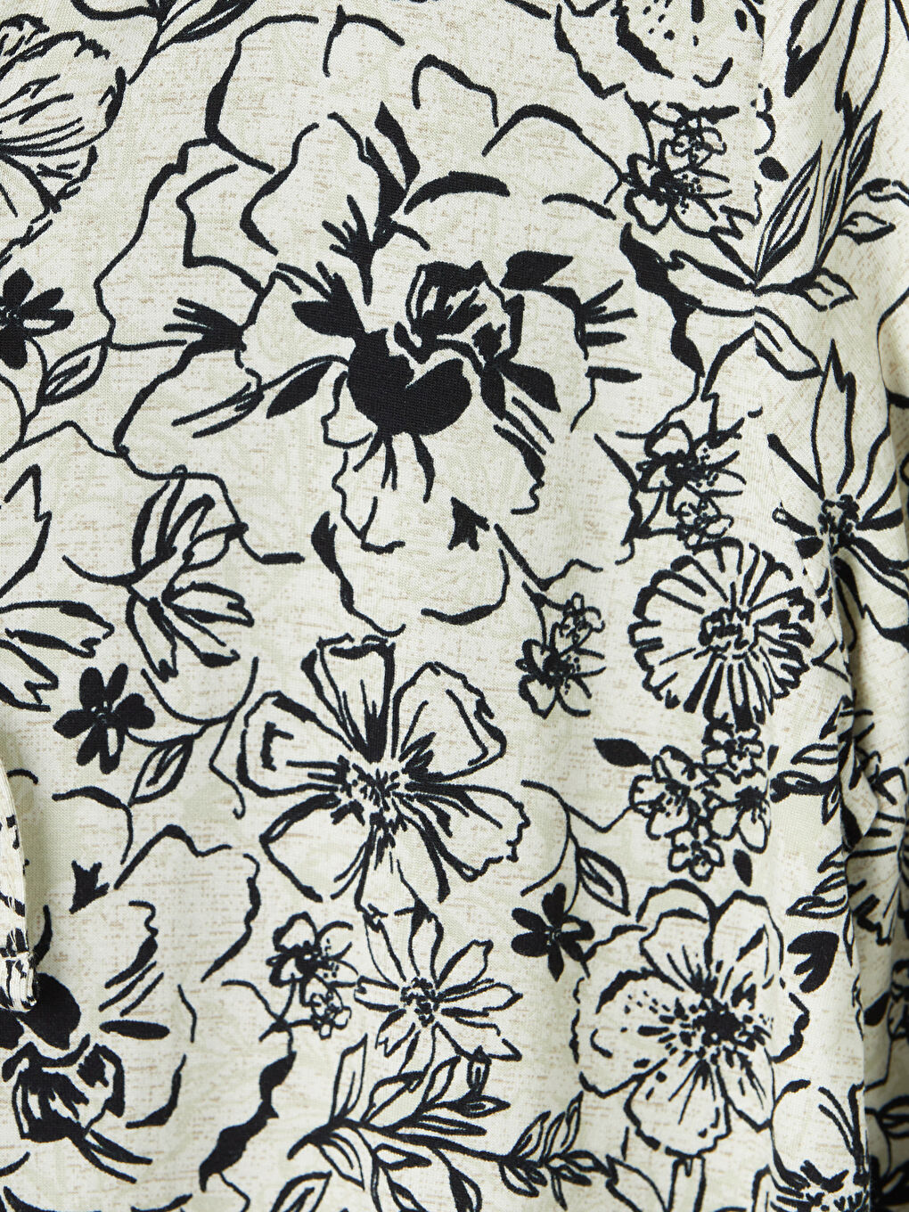 Bej Bağlamalı Yaka Çiçekli Bluz-2