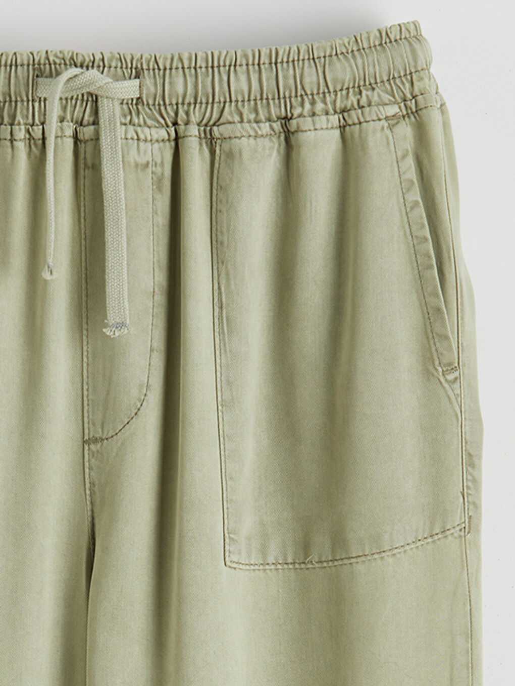 Yeşil Beli Lastikli Carrot Fit Kadın Jean Pantolon-5