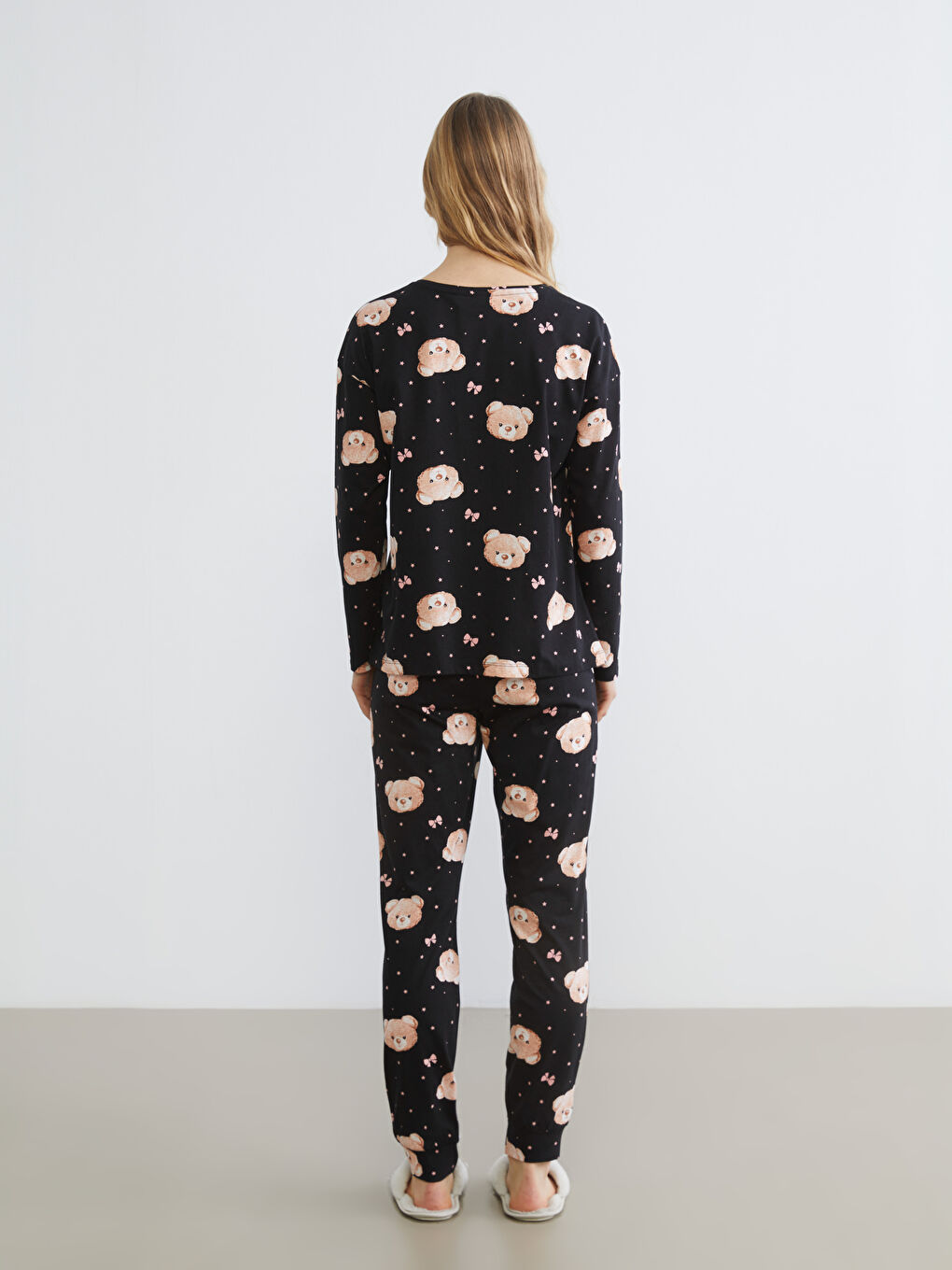 Siyah Bisiklet Yaka Ayı Baskılı Kadın Pijama Takımı-3