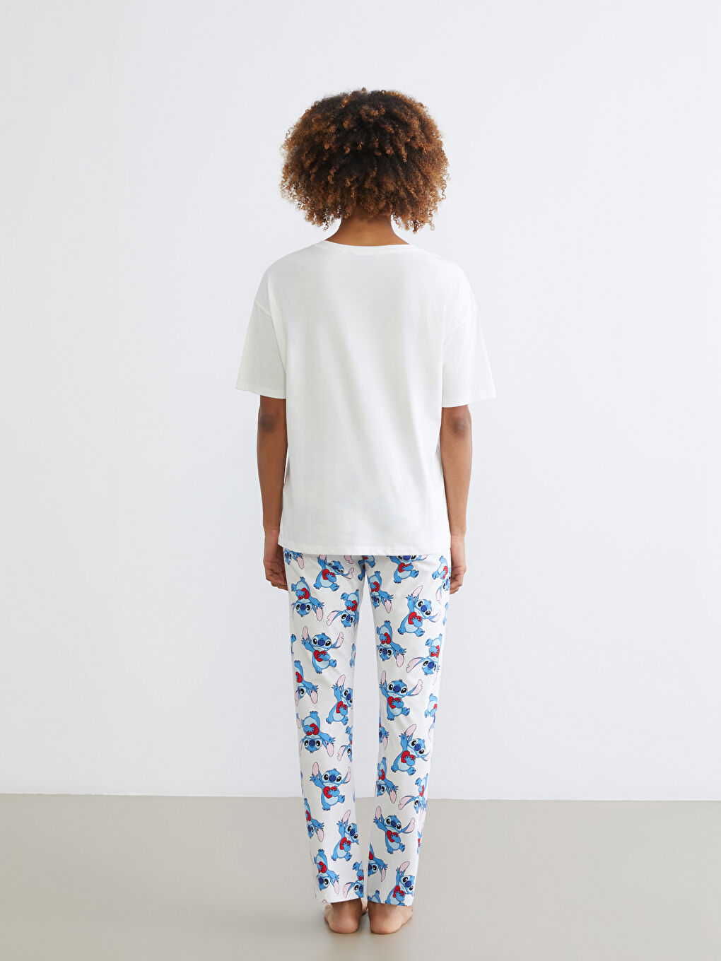 Ekru Bisiklet Yaka Stitch Baskılı Kadın Pijama Takım-3