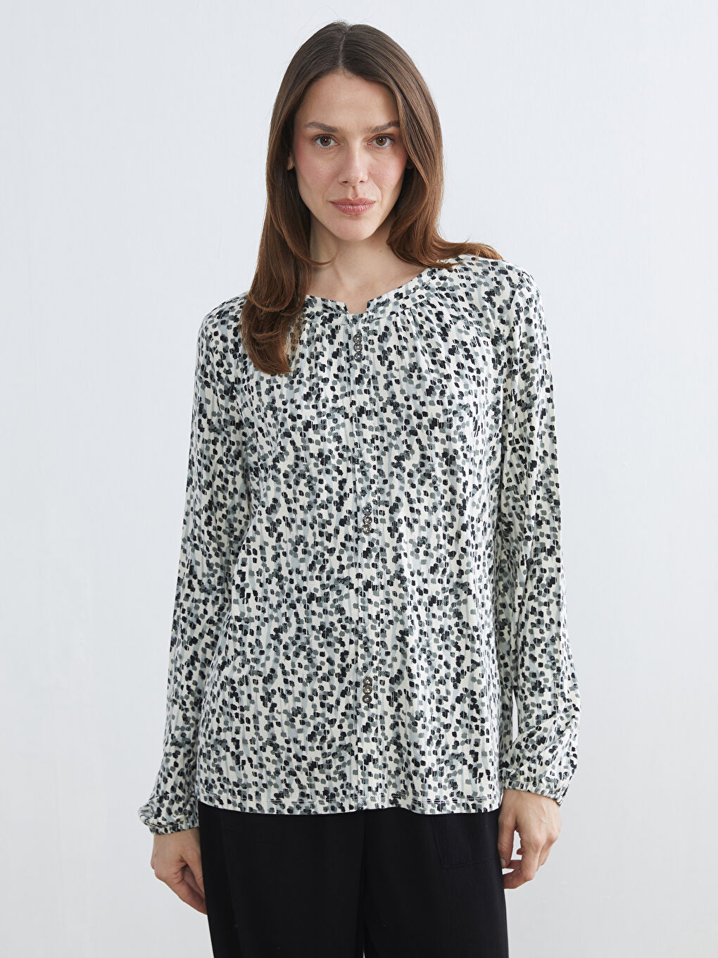 Siyah Bisiklet Yaka Desenli Bluz