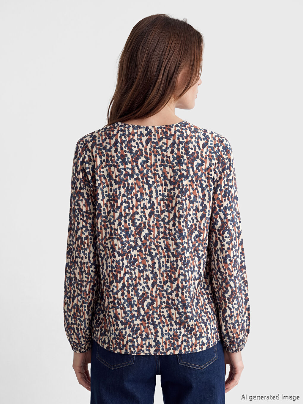 Bluza sa okruglim izrezom sa uzorkom-3