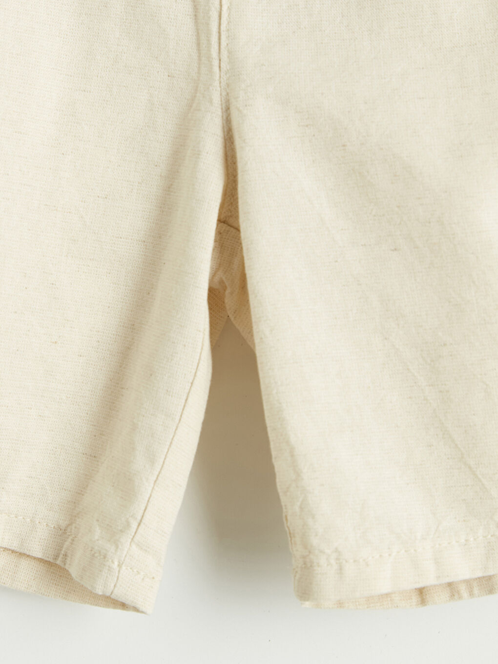 Bej Beli Lastikli Keten Karışımlı Erkek Çocuk Şort-2