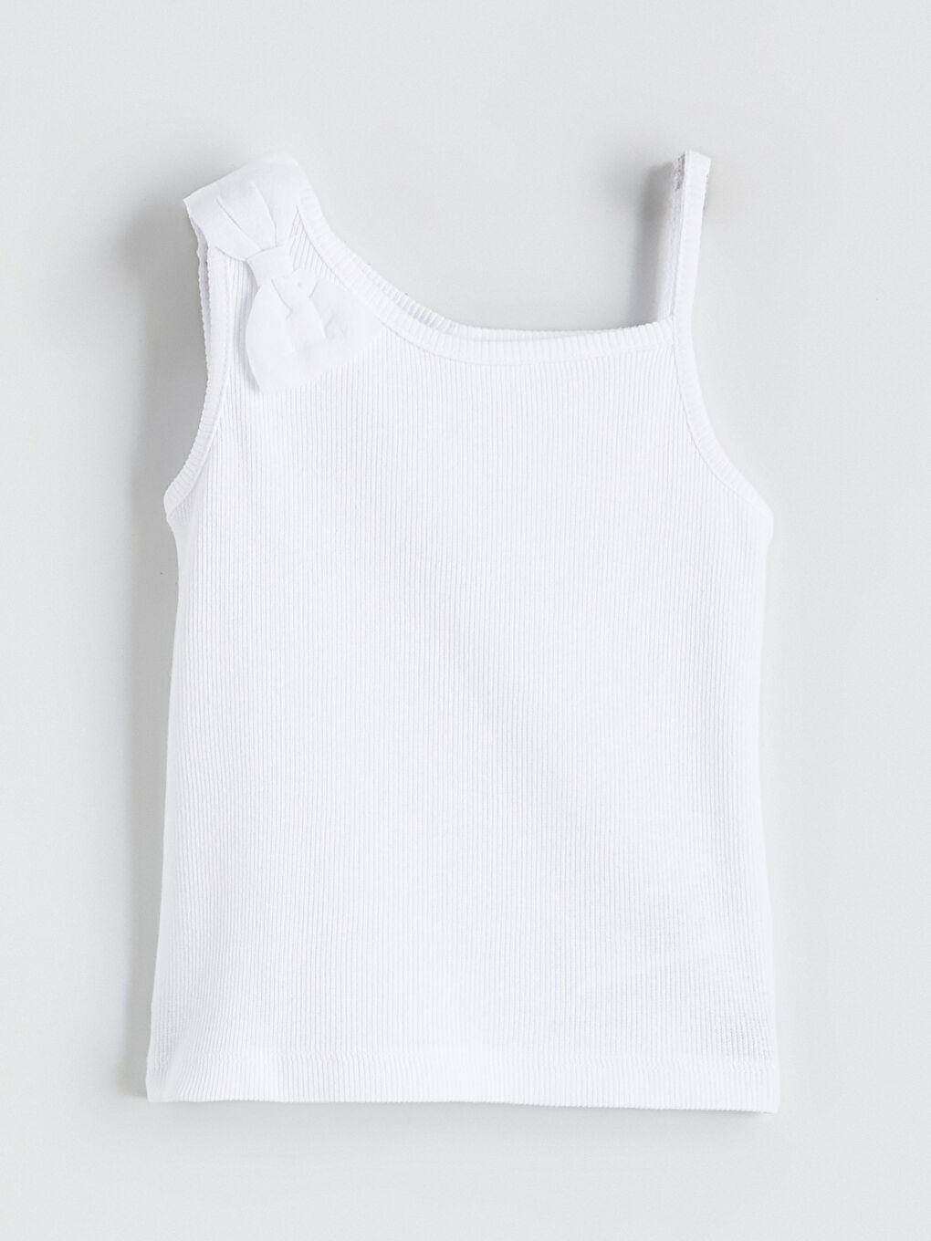 Beyaz Kare Yaka Fiyonk Detaylı Kız Çocuk Atlet	