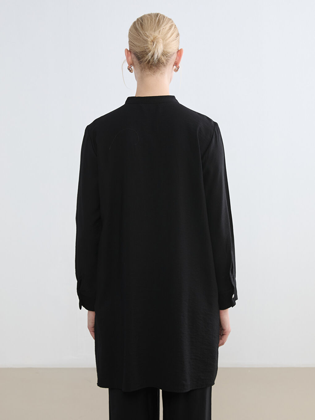 تونيك قميص أسود امرأة-1