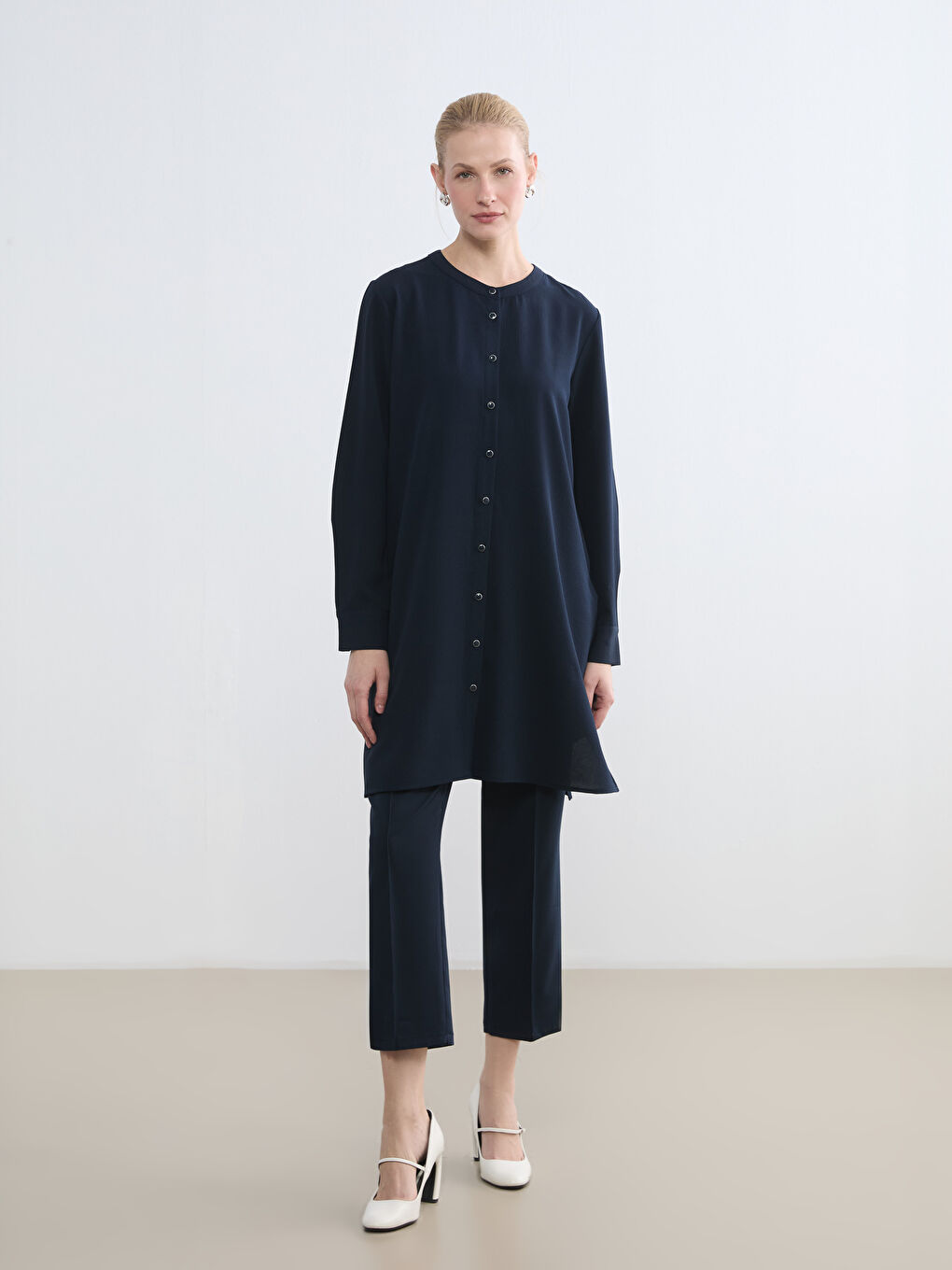 Lacivert Hakim Yaka Kadın Gömlek Tunik