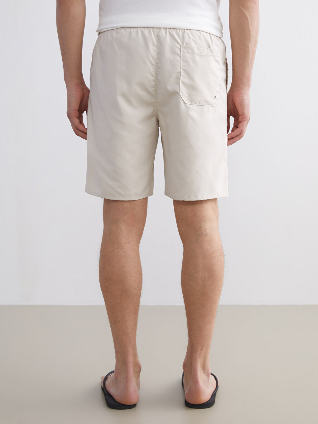 Bej Diz Hizası Boy Basic Erkek Deniz Şortu-3