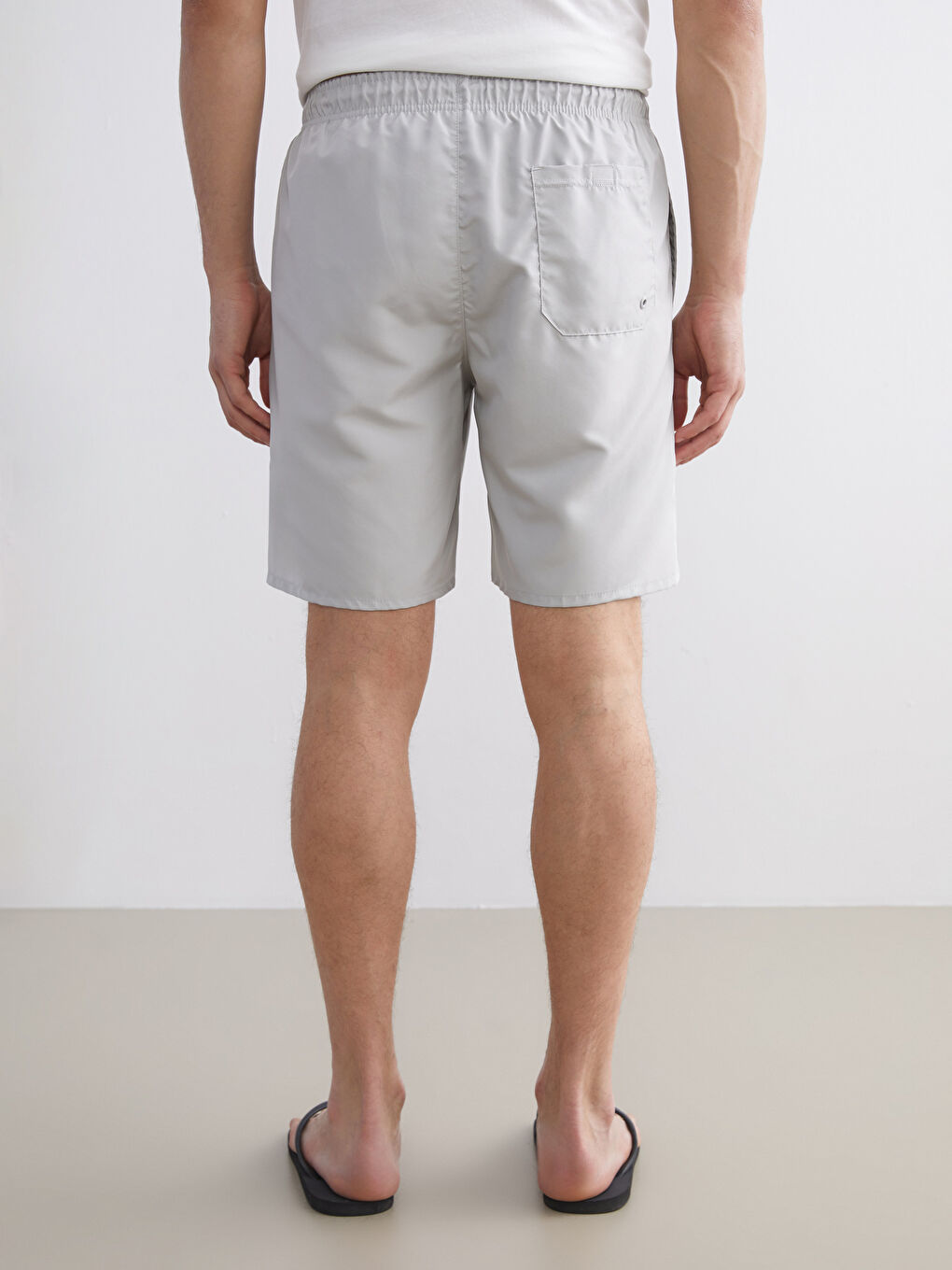 Gri Diz Hizası Boy Basic Erkek Deniz Şortu-3
