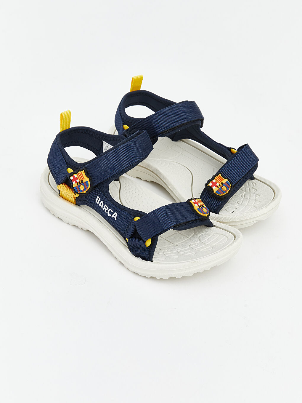 صنادل للأولاد بطبعة برشلونة
