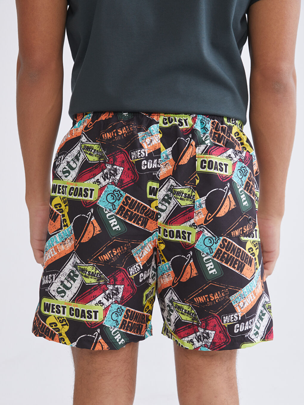 Siyah Diz Hizası Boy Basic Erkek Deniz Şortu-2