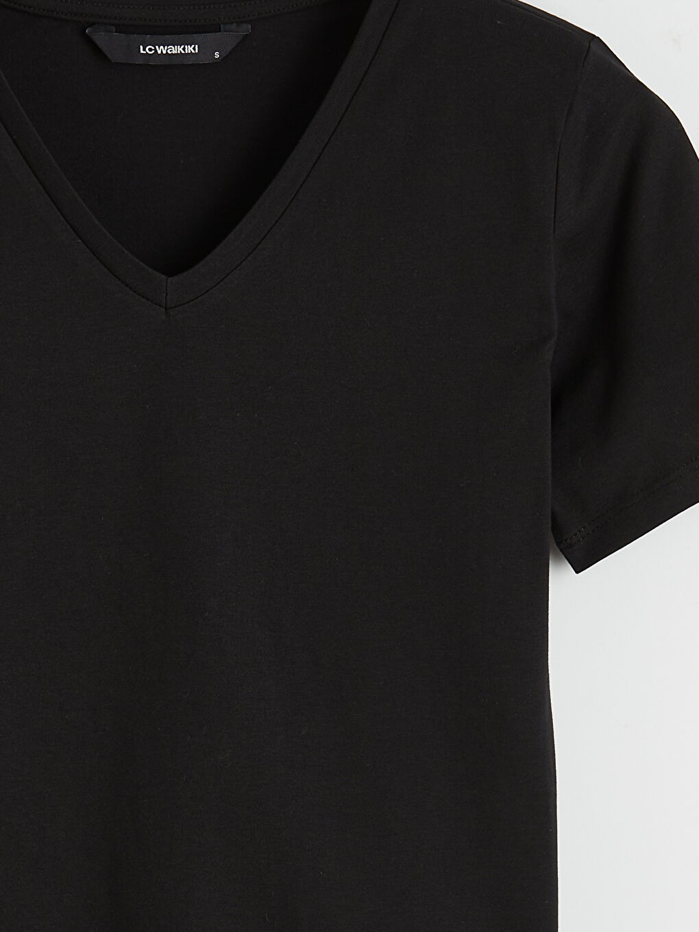 Siyah V Yaka Kadın Tişört-5