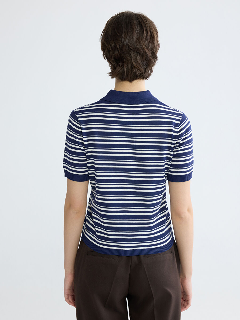 كارديجان تريكو مُخَطَّط للسيدات بياقة بولو-3