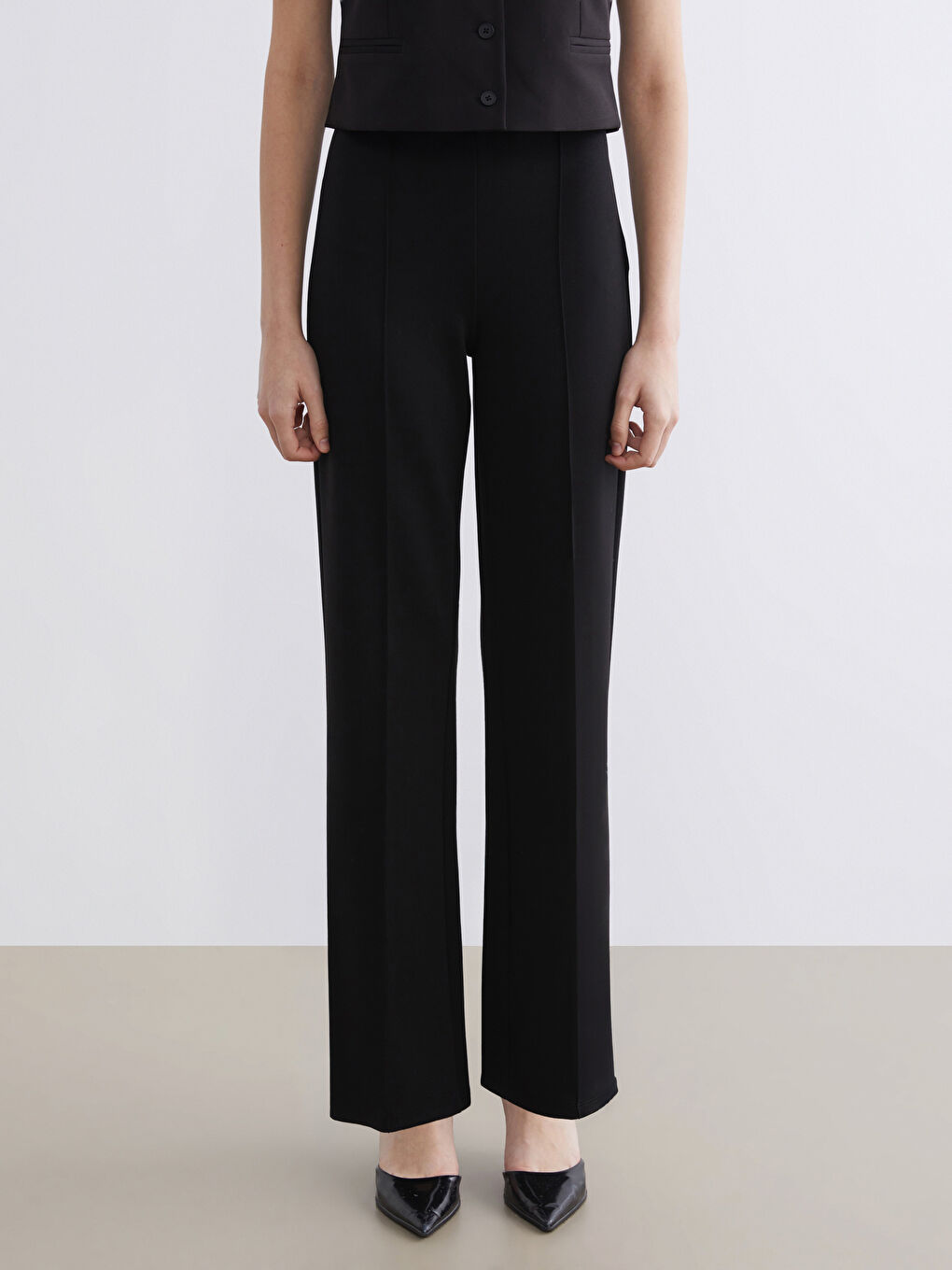 Siyah Beli Lastikli Soft Touch Kadın Pantolon-1