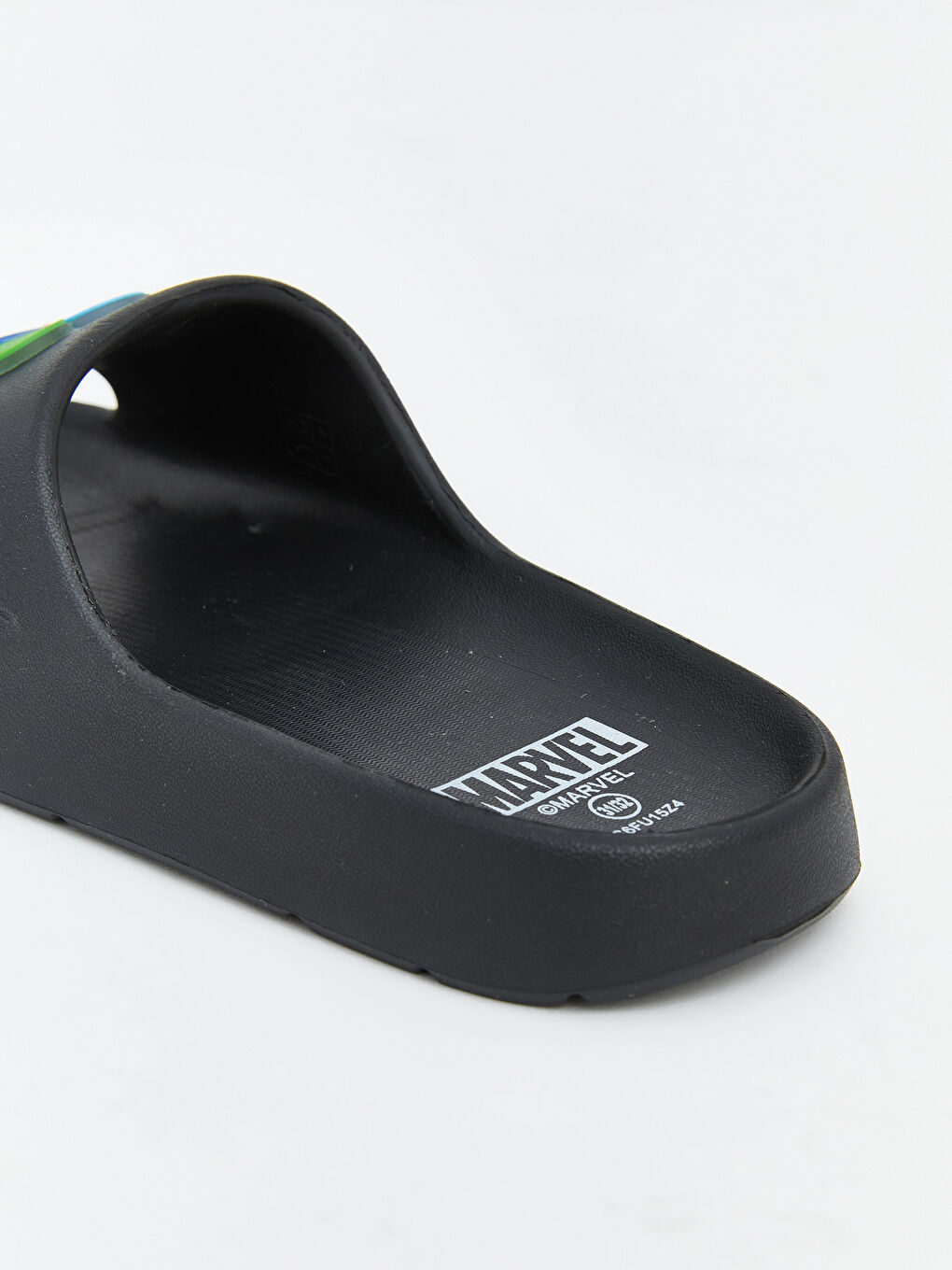 Момчешки пързалки с принт Marvel-4