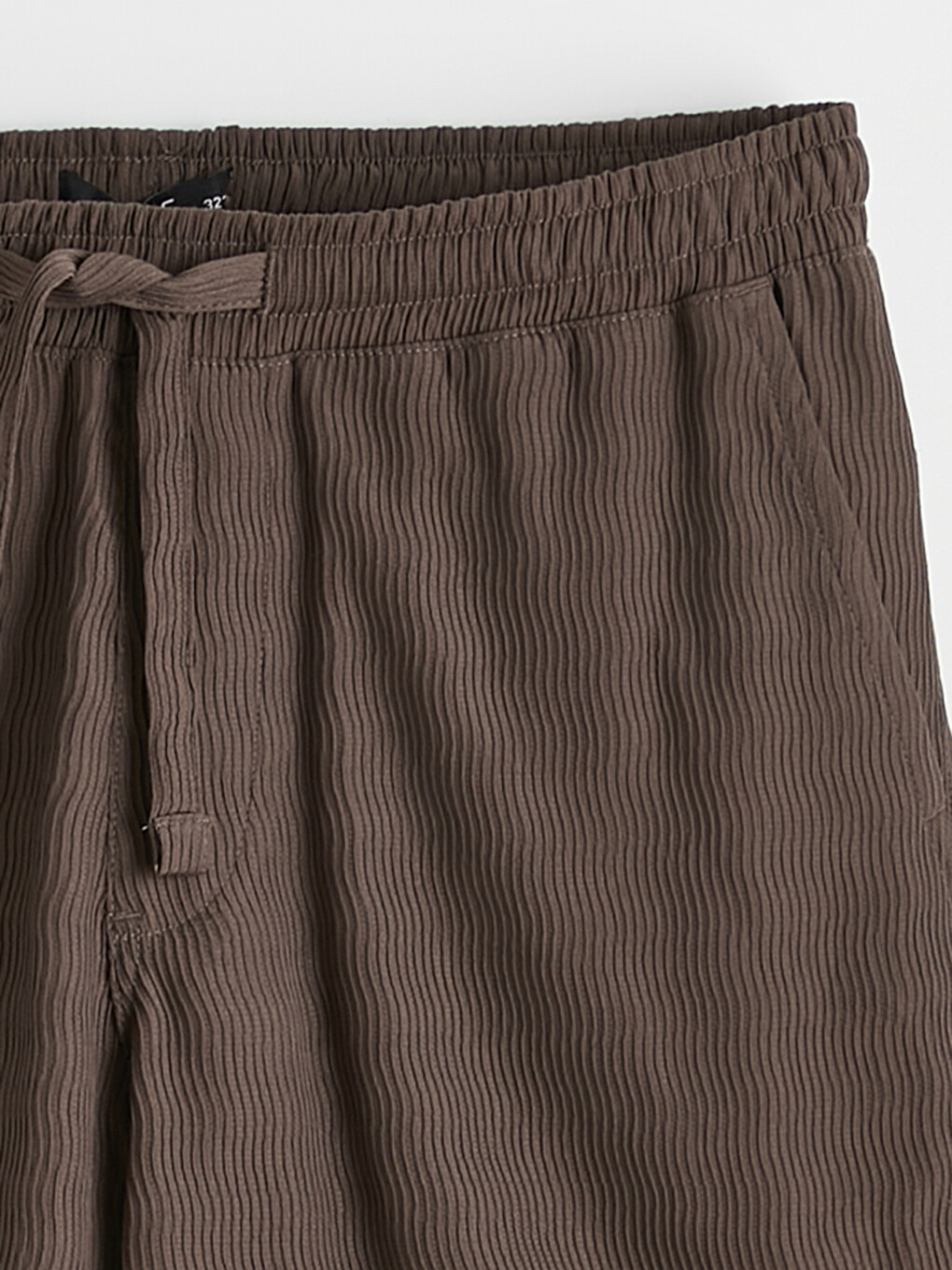 Crinkle Fabric Loose Fit Men's Shorts-10