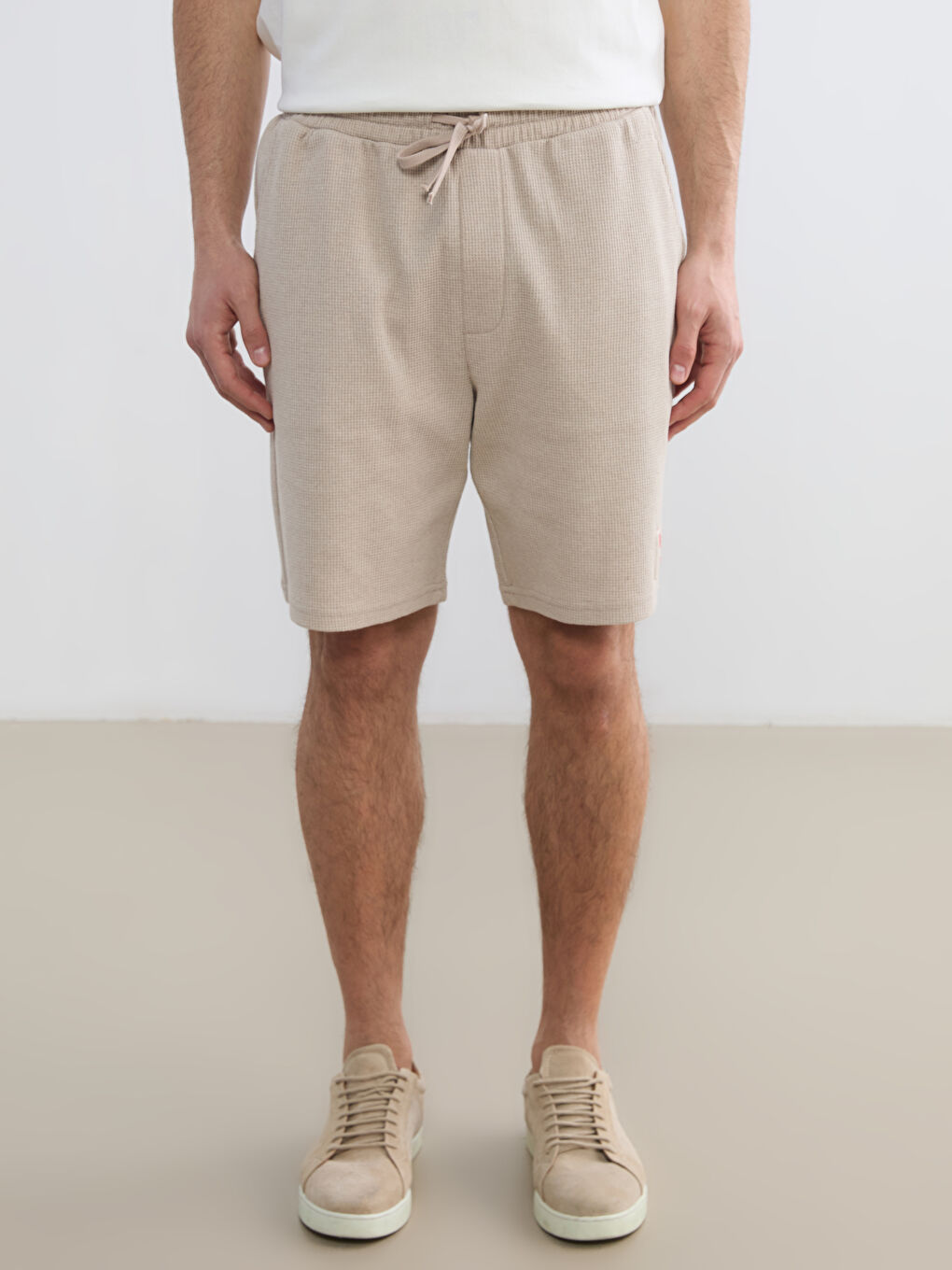 Bej Standart Kalıp Erkek Şort-1