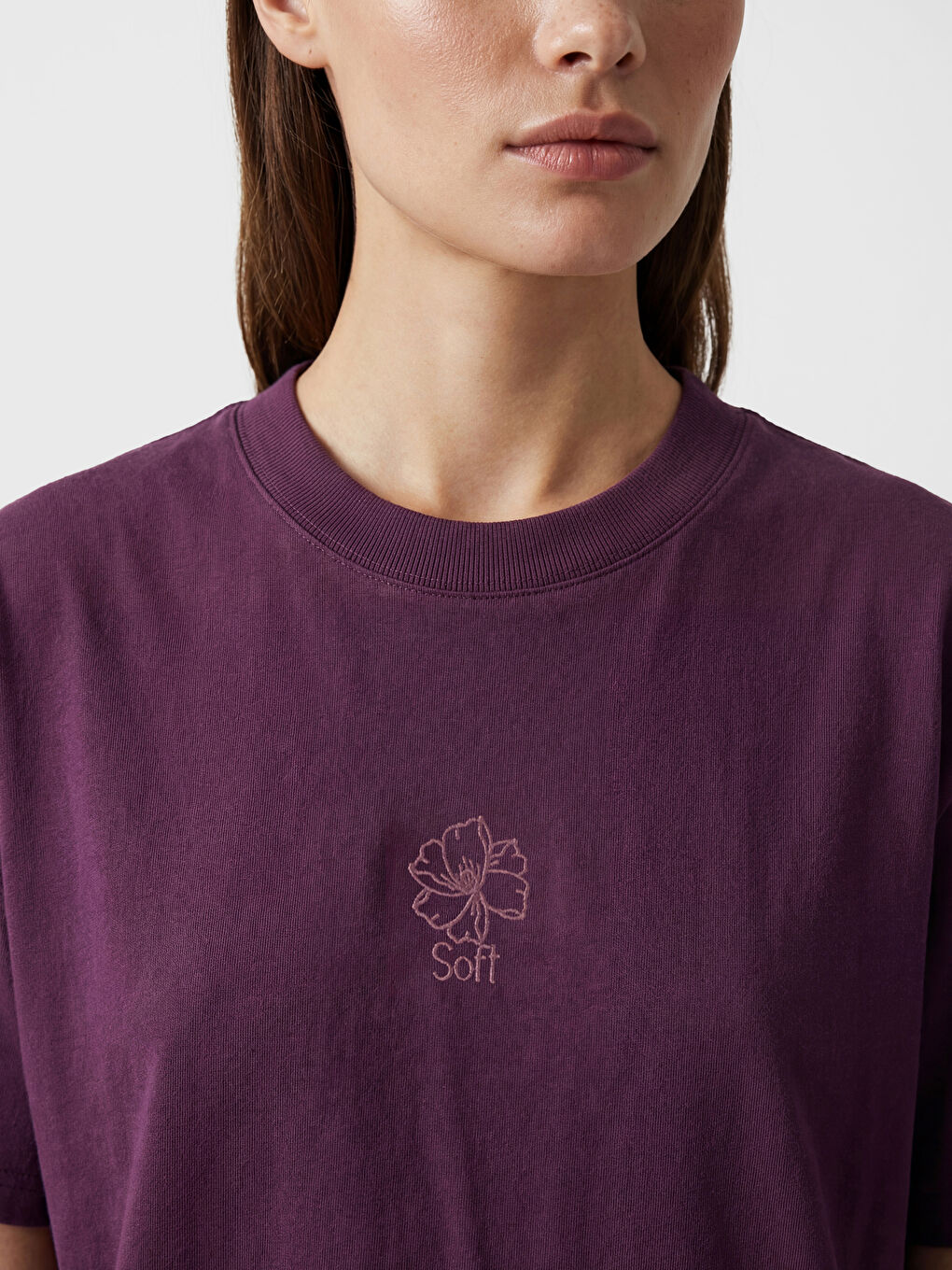 Женская футболка с принтом с круглым вырезом-2