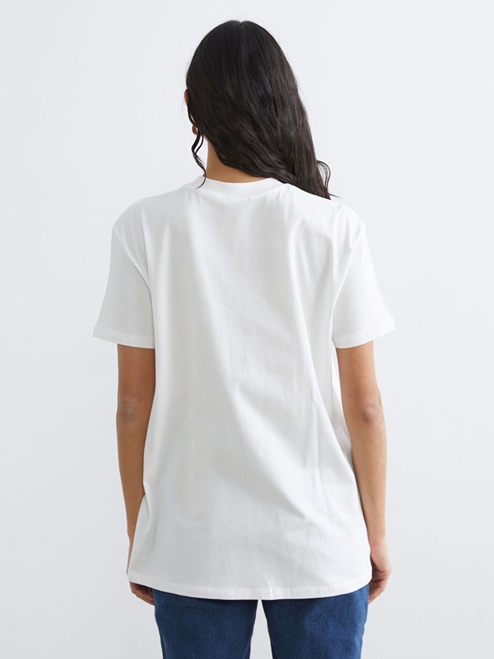 Ekru Bisiklet Yaka Kadın Tişört-3
