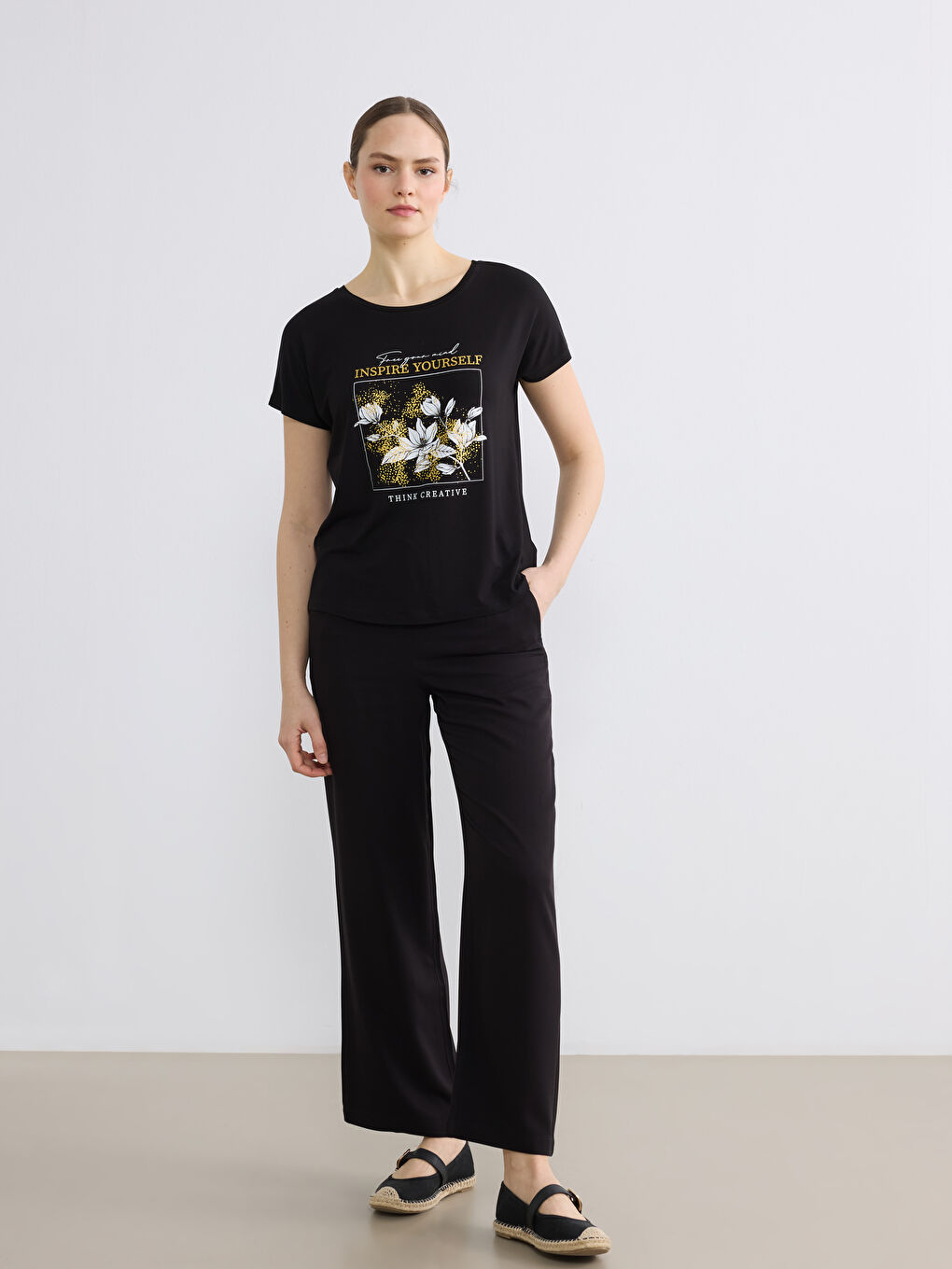 Siyah Beli Lastikli Kadın Pantolon