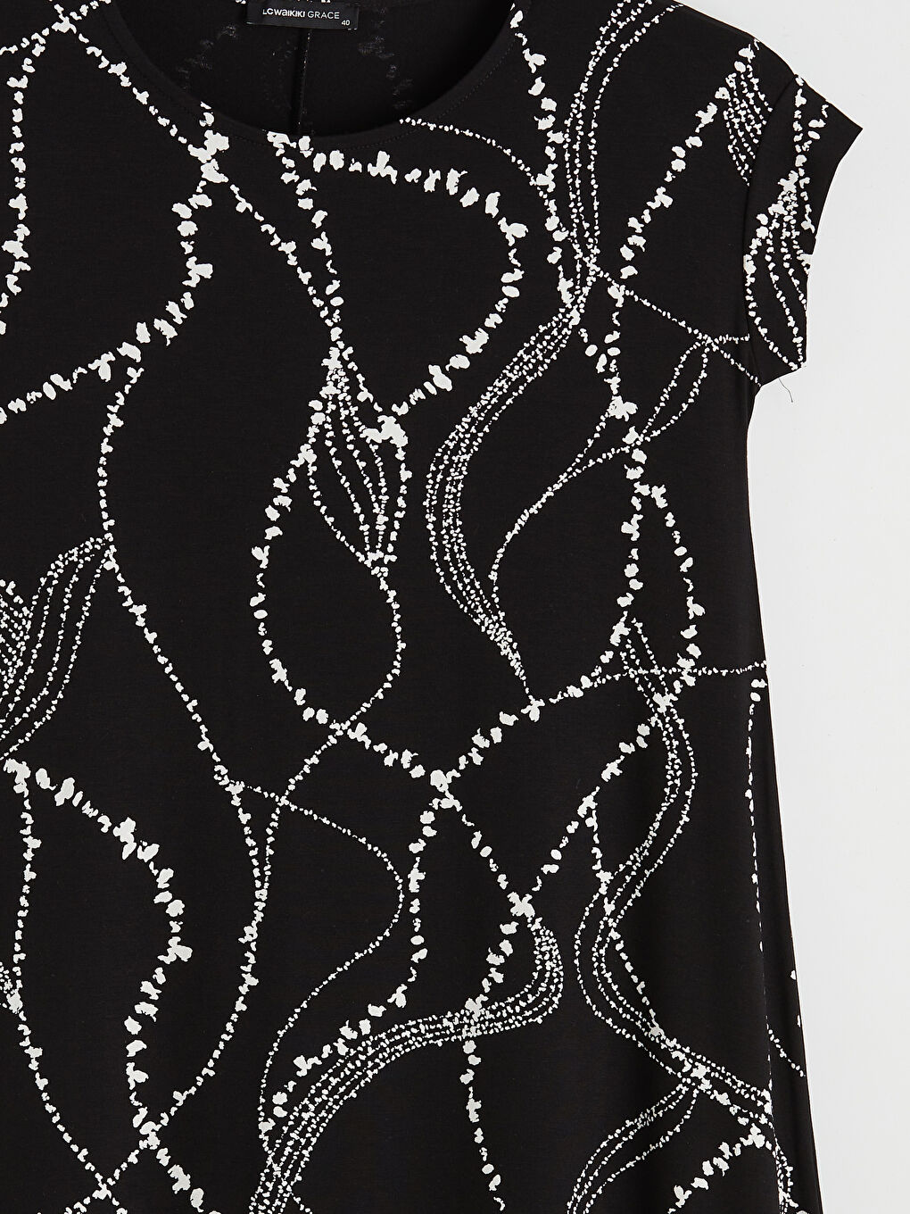 Siyah Bisiklet Yaka Desenli A Kesim Elbise-5