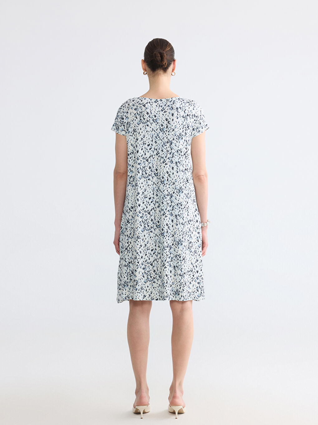Crew Neck Patterned A-Line Dress-3