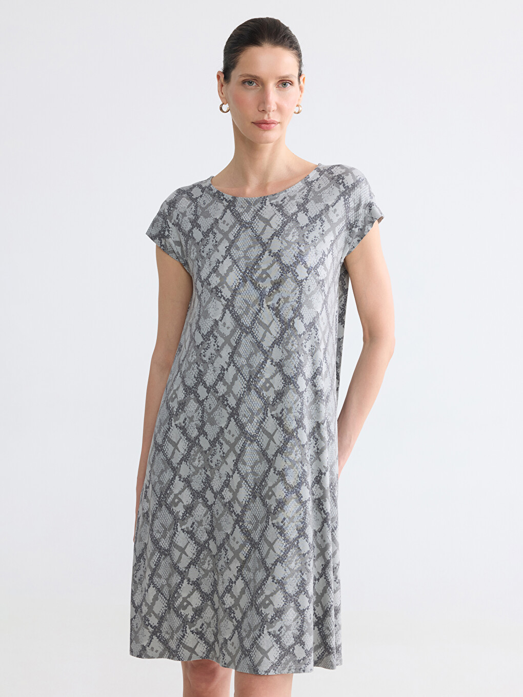 Gemustertes A-linien-kleid Mit Rundhalsausschnitt