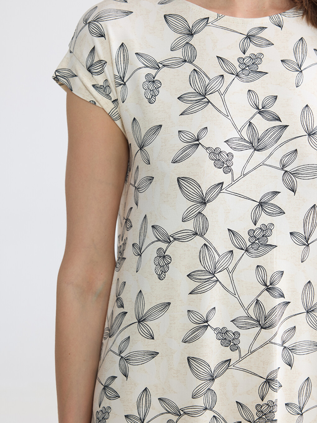 Crew Neck Floral A Form Dress-2