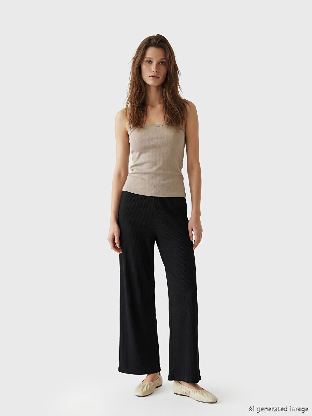 Siyah Beli Lastikli Geniş Paça Kadın Eşofman Altı