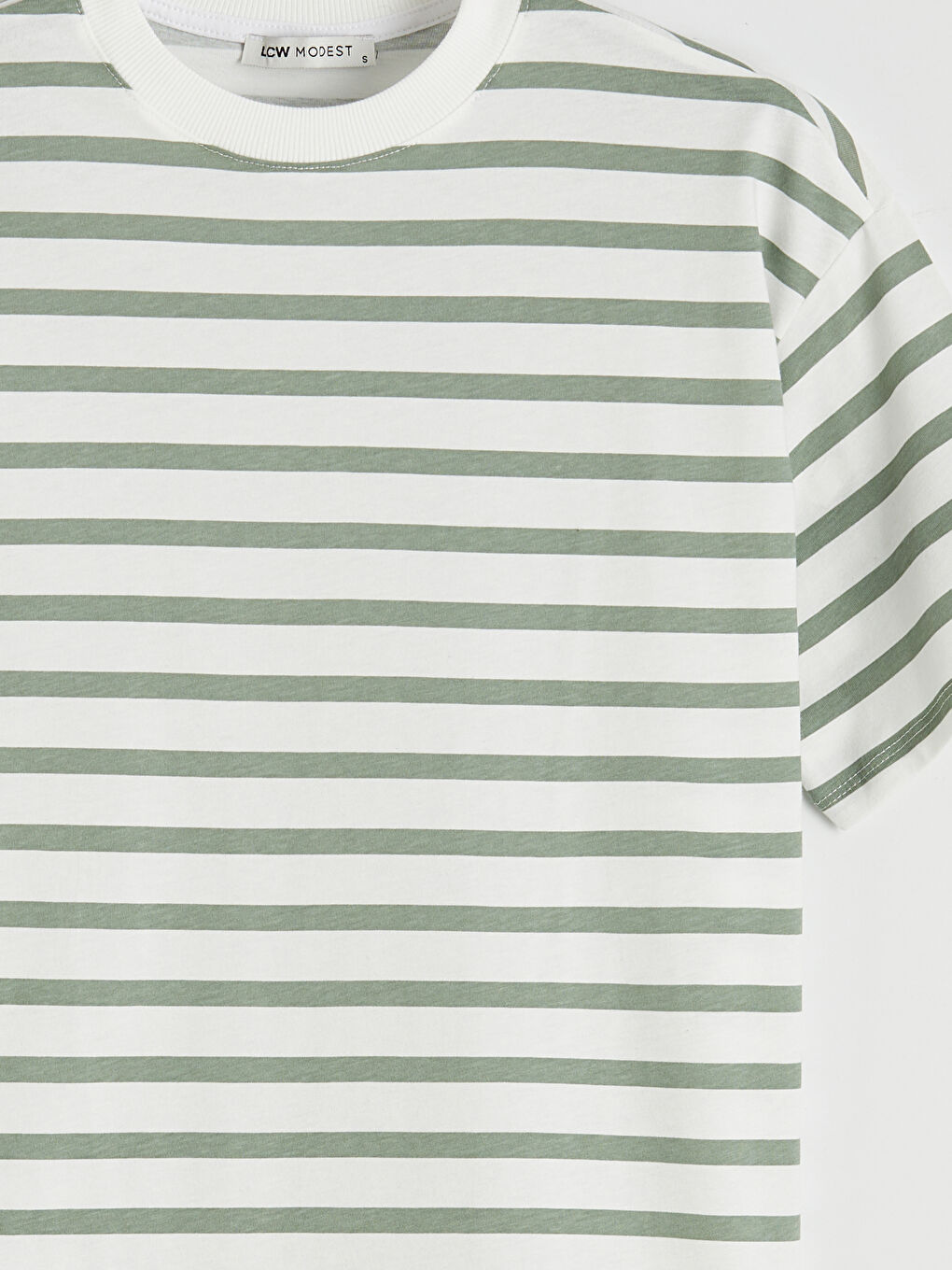 Yeşil Bisiklet Yaka Çizgili Kadın Tişört-1