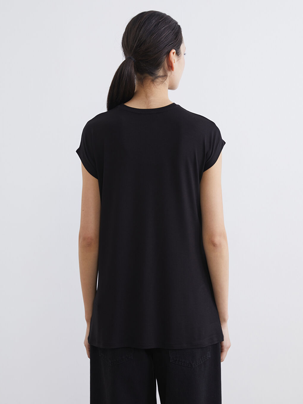 Siyah Bisiklet Yaka Kadın Tunik	-3