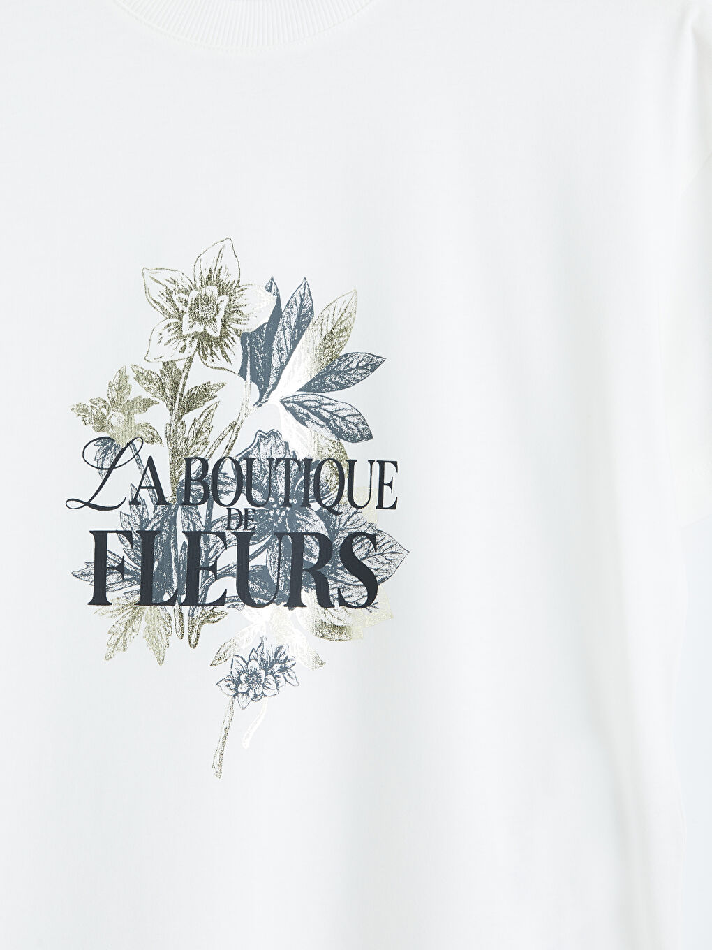 Beyaz Bisiklet Yaka Baskılı Kadın Tişört-2