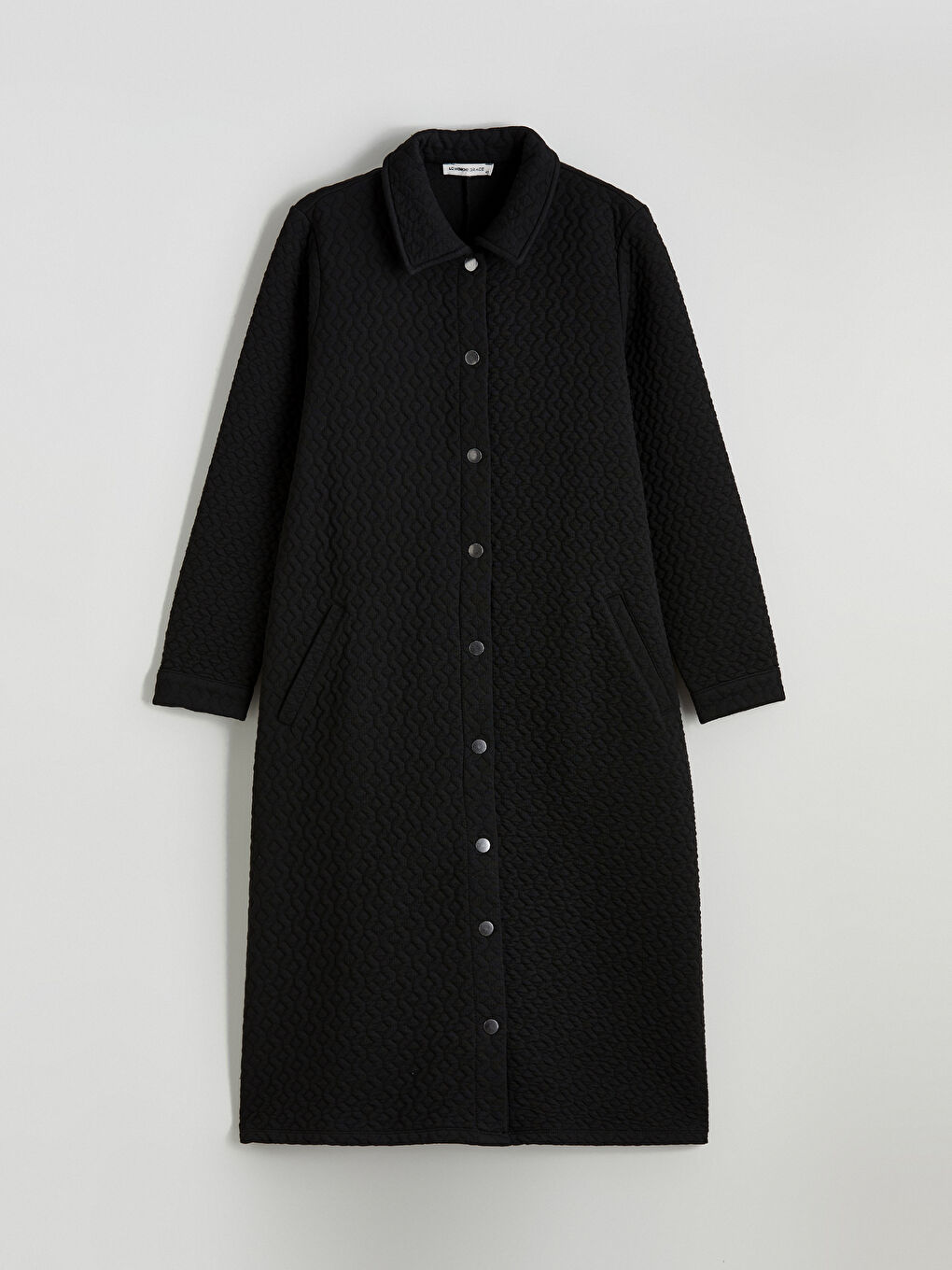 Siyah Hakim Yaka Kendinden Desenli Kadın Ferace-4