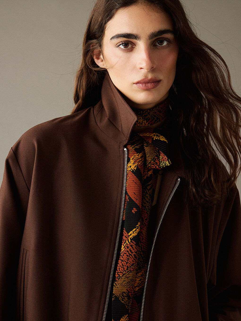 Jachetă pentru femei cu guler tip cămașă-10