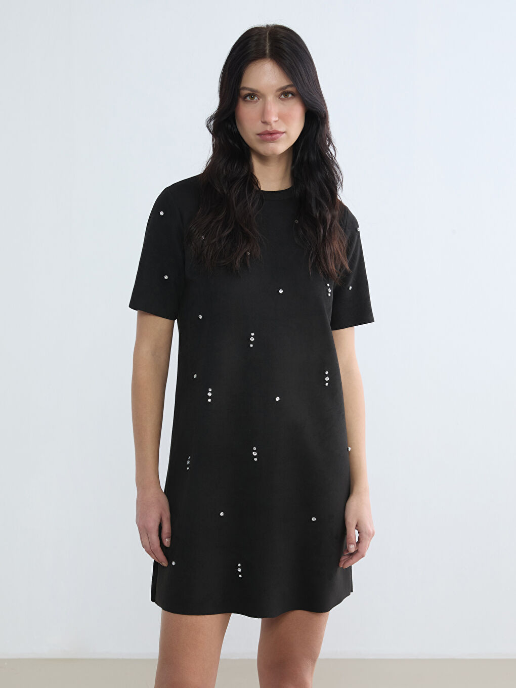 Siyah Bisiklet Yaka Taşlı Mini Elbise-1