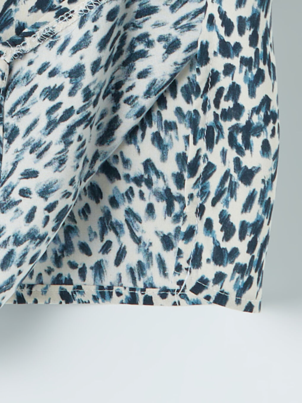 Ekru Hakim Yaka Desenli Kadın Tunik-3