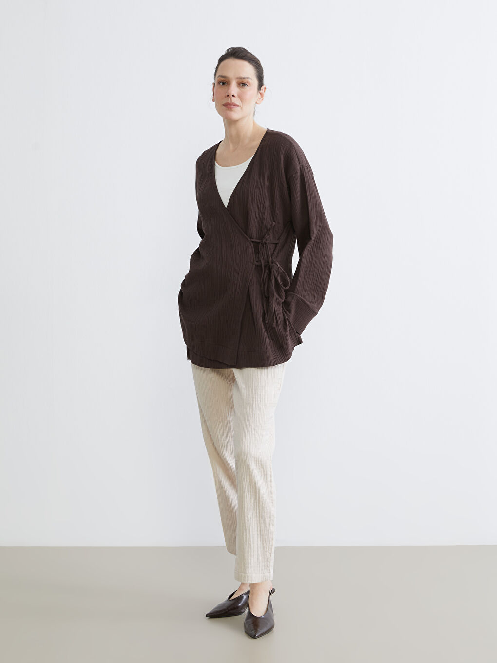 Bej Beli Lastikli Havuç Kesim Kadın Müslin Pantolon	