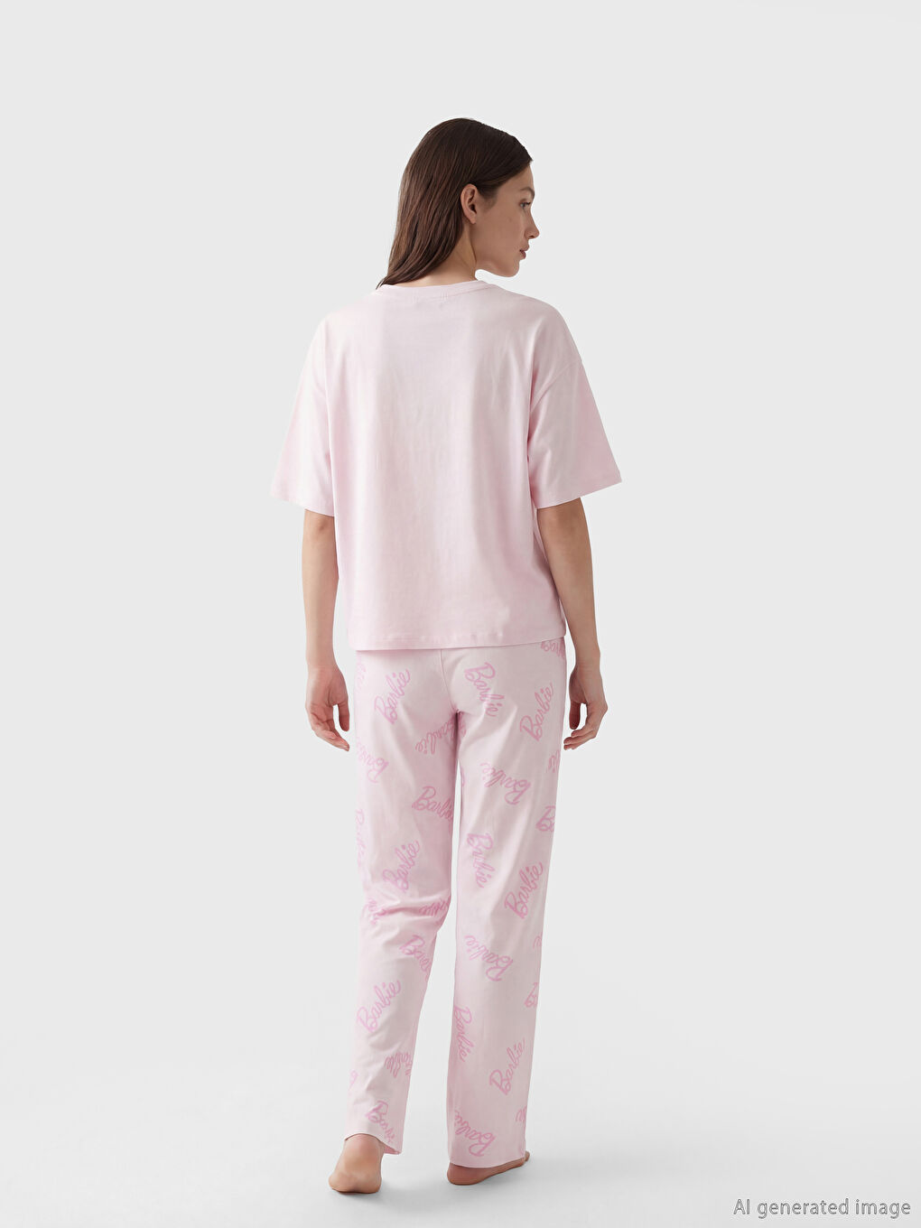 Set de pijamale pentru femei cu guler rotund și imprimeu Barbie-3