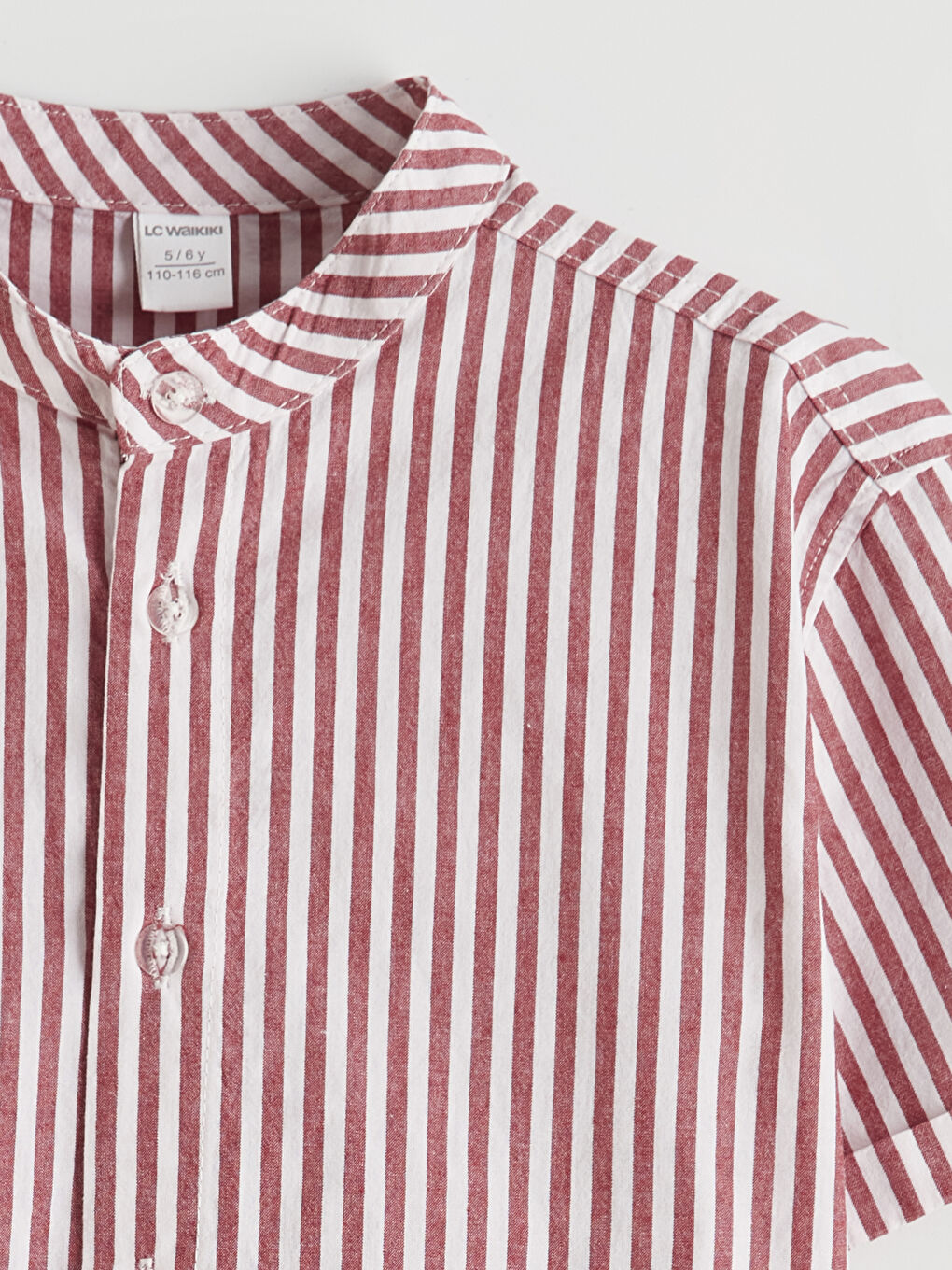 Kırmızı Hakim Yaka Kısa Kollu Çizgili Erkek Çocuk Gömlek-1