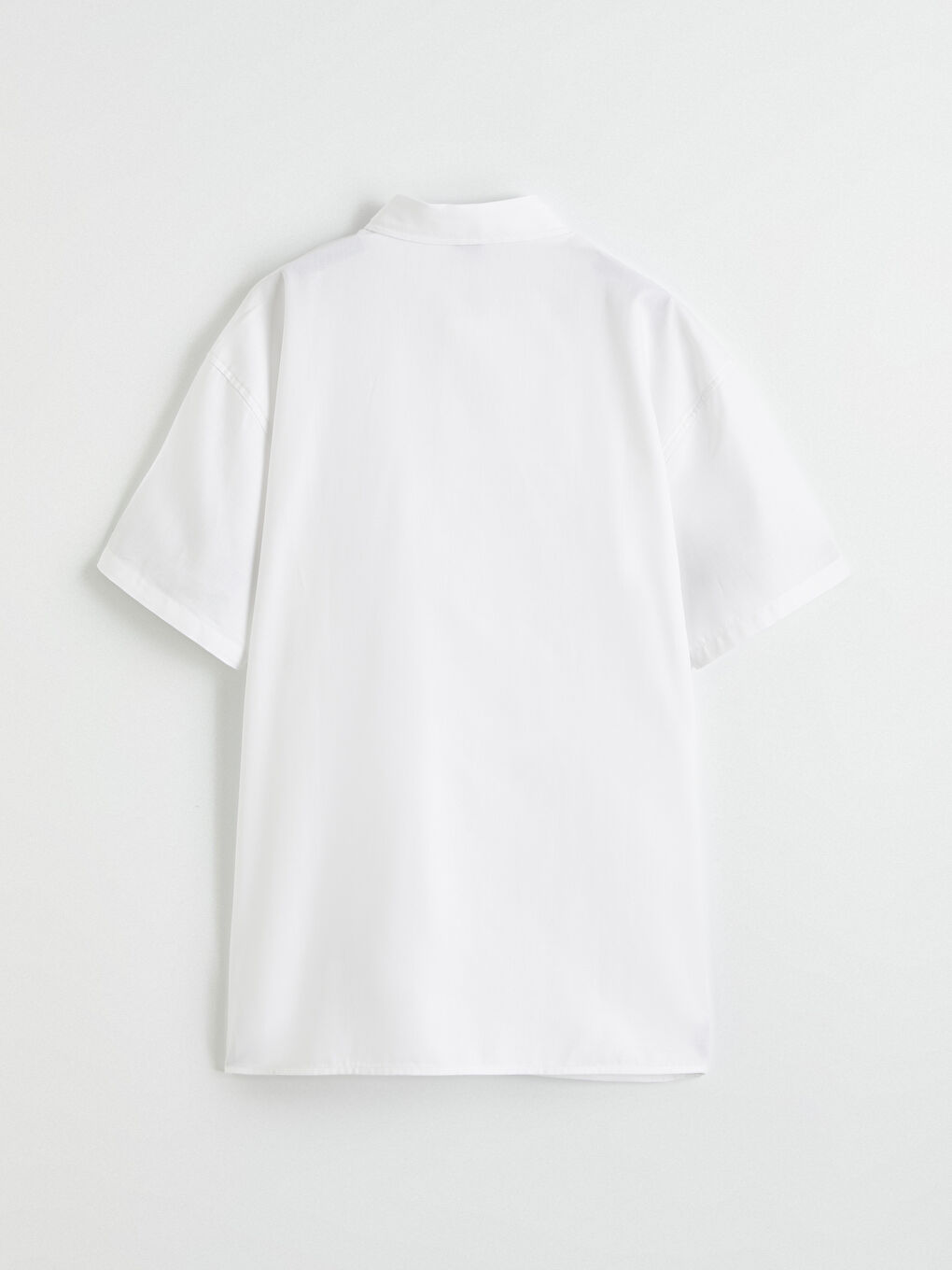 Beyaz Kısa Kollu Erkek Çocuk Gömlek-2