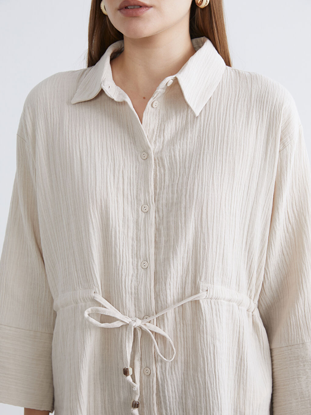 Bej Bağlamalı Dokulu Kadın Müslin Gömlek-2
