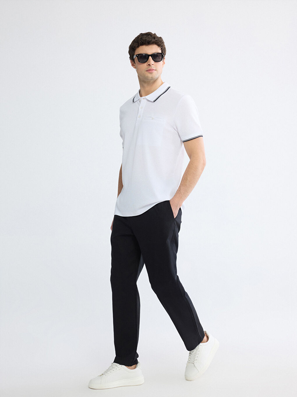 Siyah Standart Fit Erkek Pantolon