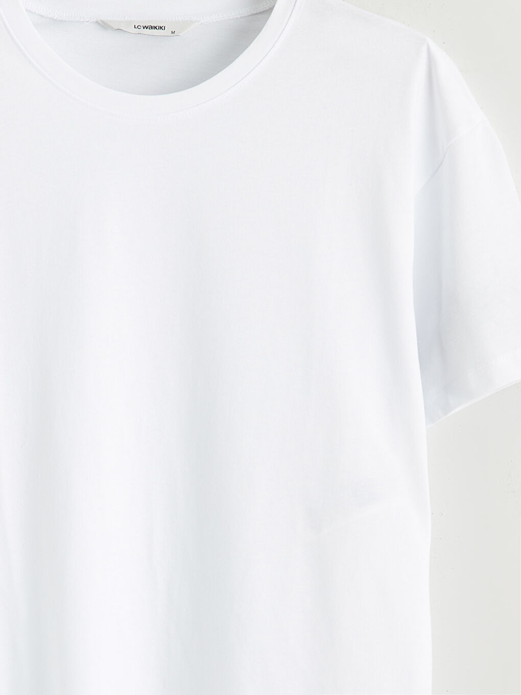 Beyaz Bisiklet Yaka Yırtmaçlı Kadın Tişört	-5