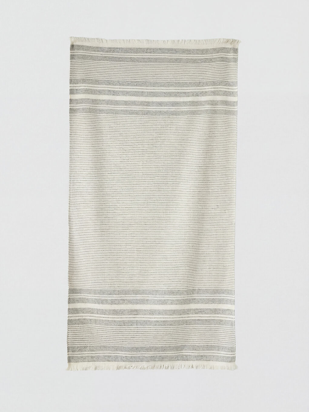 Gri Çizgili Erkek Plaj Havlusu 70x150 cm