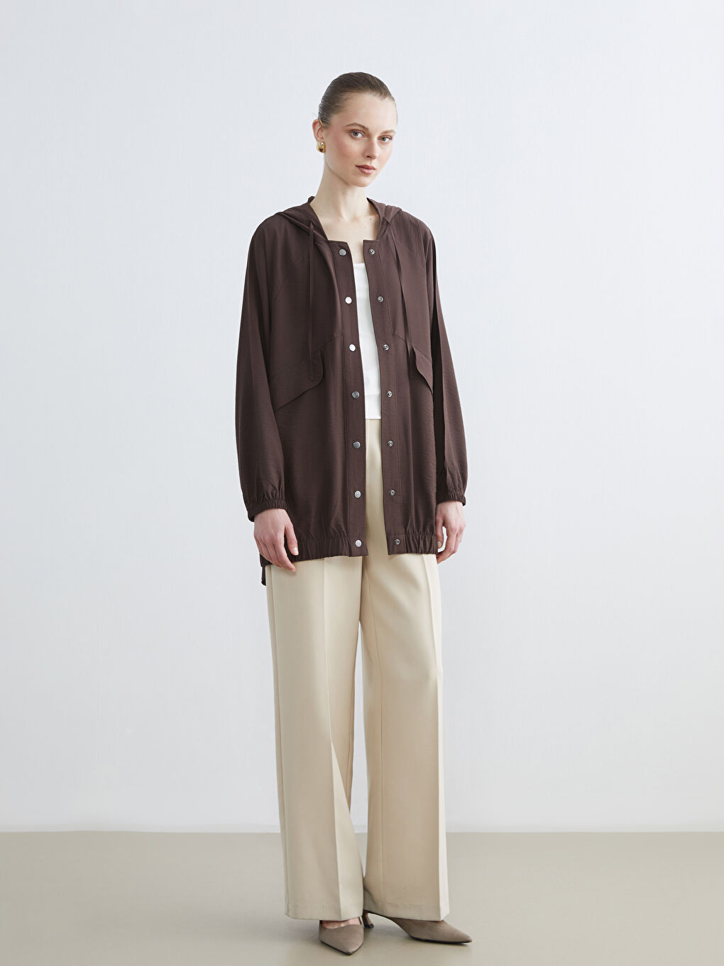 Kahverengi Kapüşonlu Kadın Ceket	-1